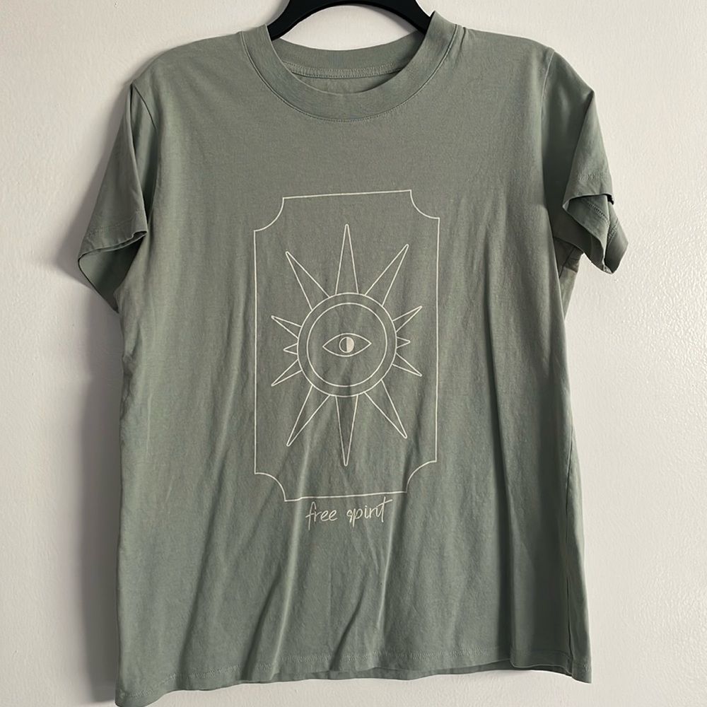 Romwe green t-shirt